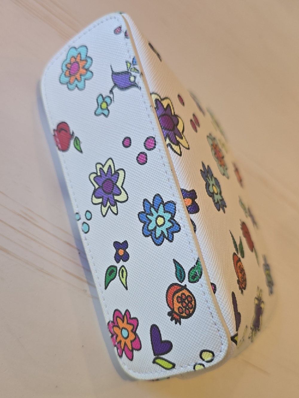 Mad Hippie Limited Edition Vegan Leather Make Up Bag Pouch - Picture 4 of 6